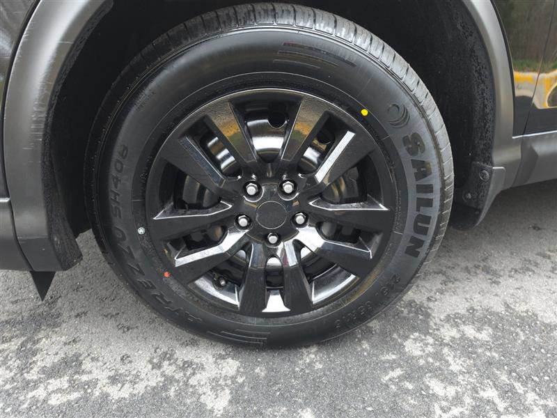 Used 2018 Nissan Rogue Sport S AWD/4WD image 36