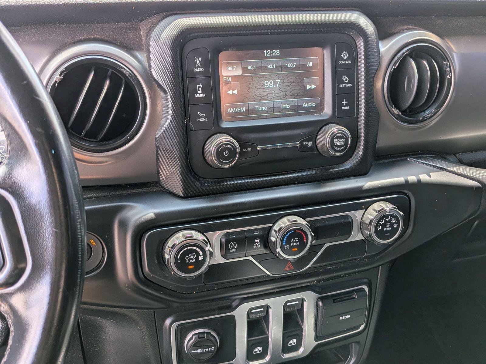 Used 2019 Jeep Wrangler Sport AWD/4WD image 12