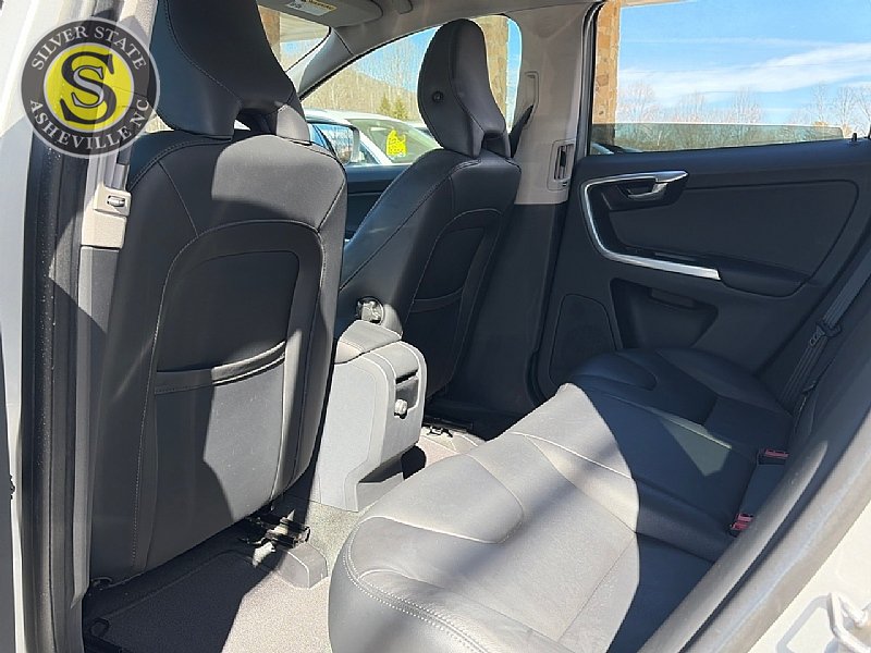 Used 2015 Volvo XC60 T5 Premier FWD image 13