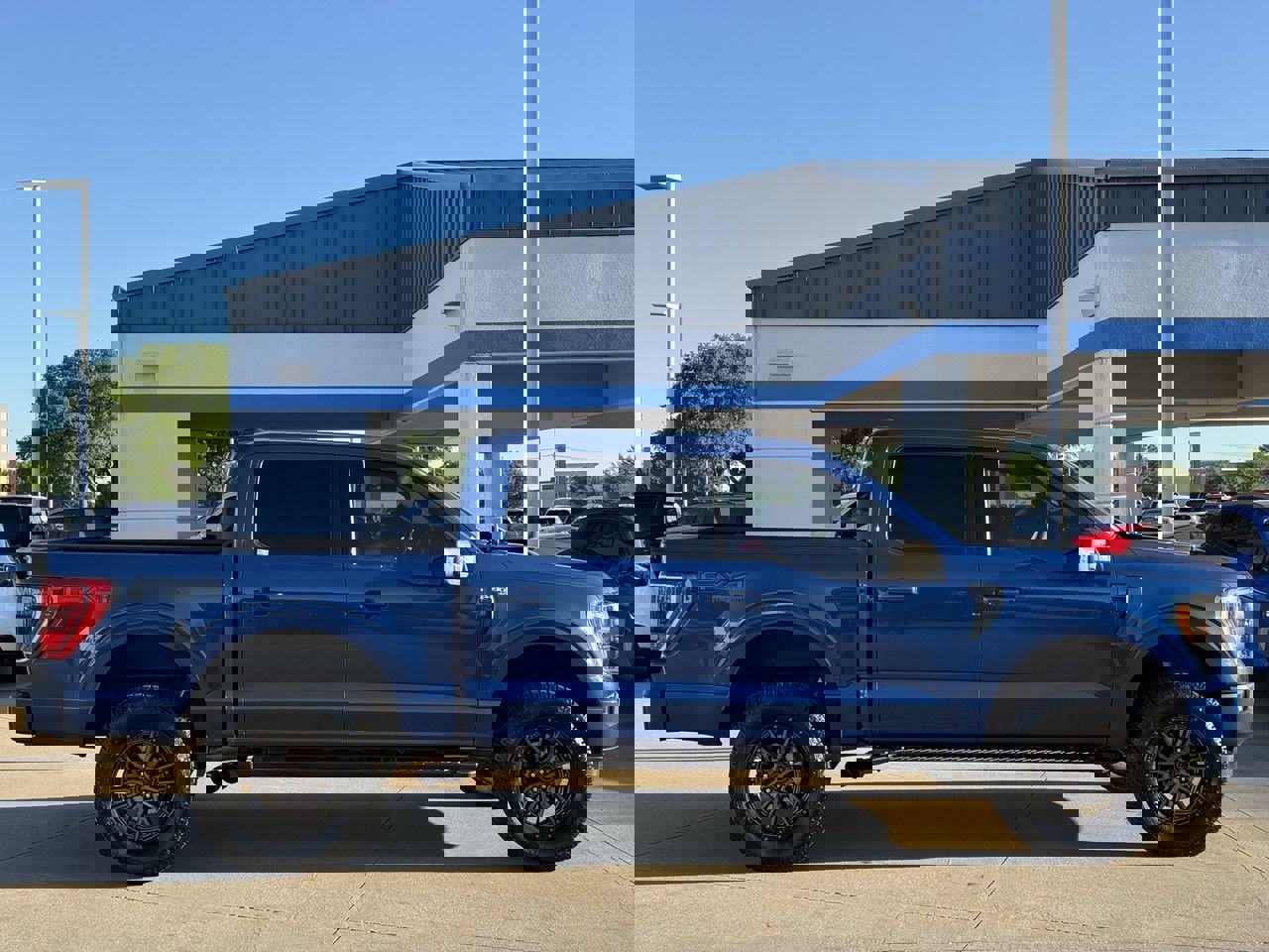 Used 2023 Ford F150 XLT w/ Equipment Group 302A High image 3