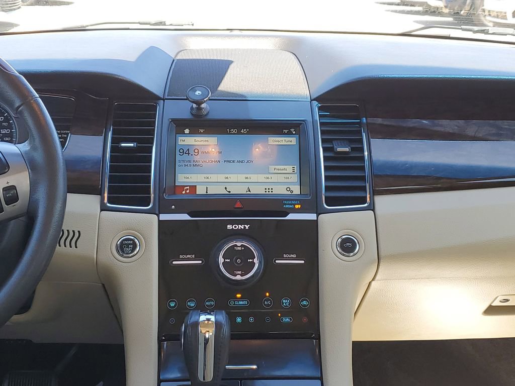Used 2018 Ford Taurus Limited FWD image 31