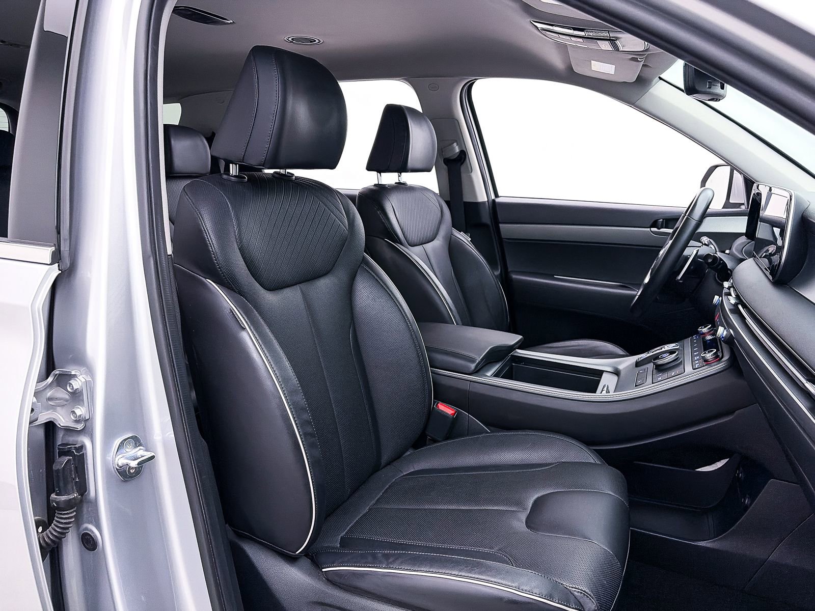 Used 2023 Hyundai Palisade SEL w/ Cargo Package image 34