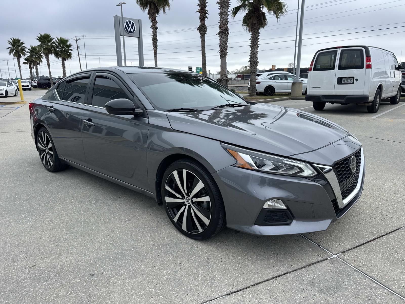 Used 2021 Nissan Altima 2.5 SR image 3