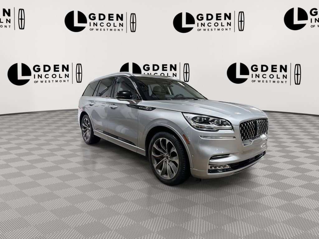 Used 2021 Lincoln Aviator Grand Touring w/ Equipment Group 302A AWD/4WD image 2