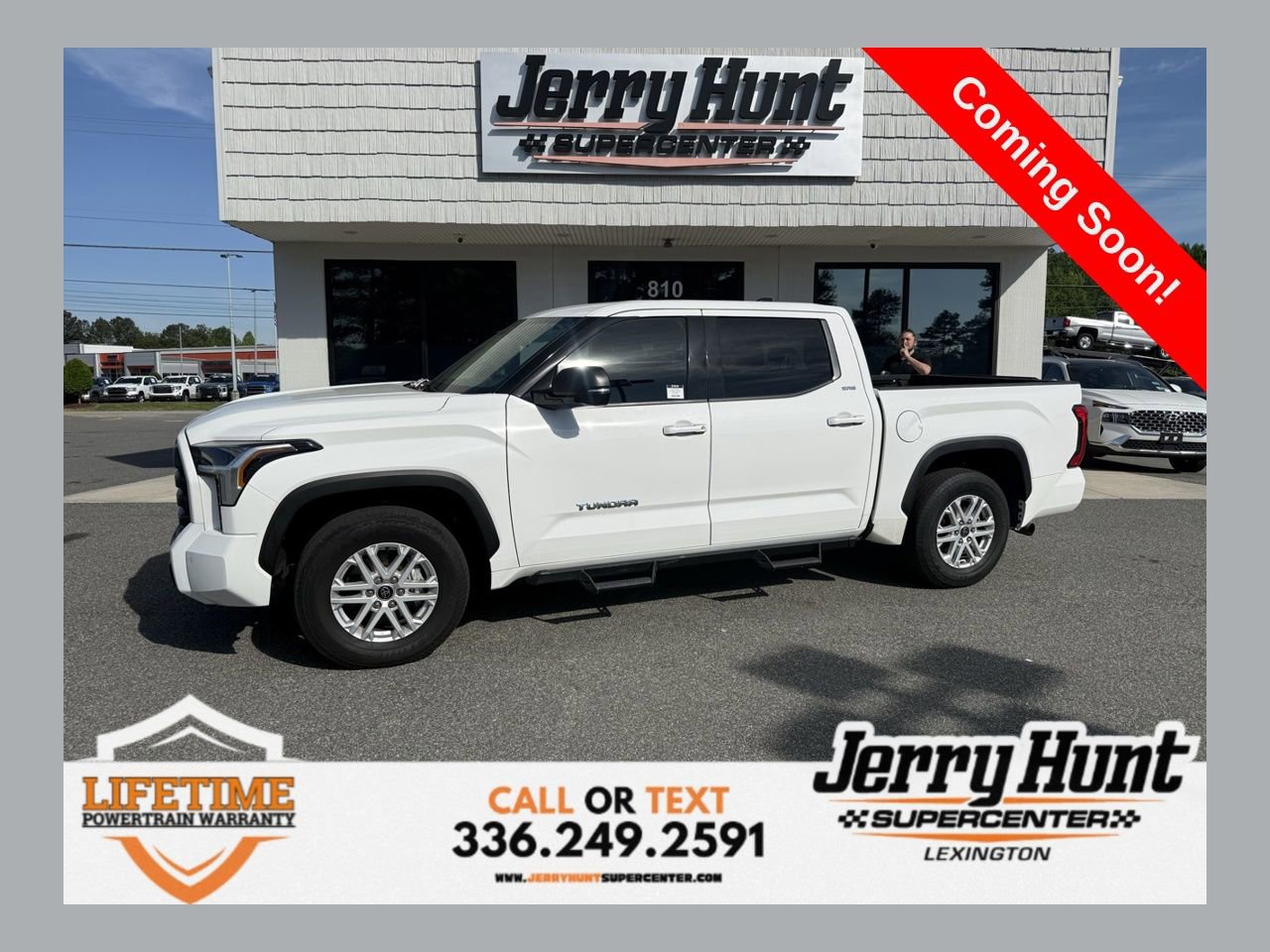 Used 2022 Toyota Tundra SR5 w/ SR5 Premium Package image 1