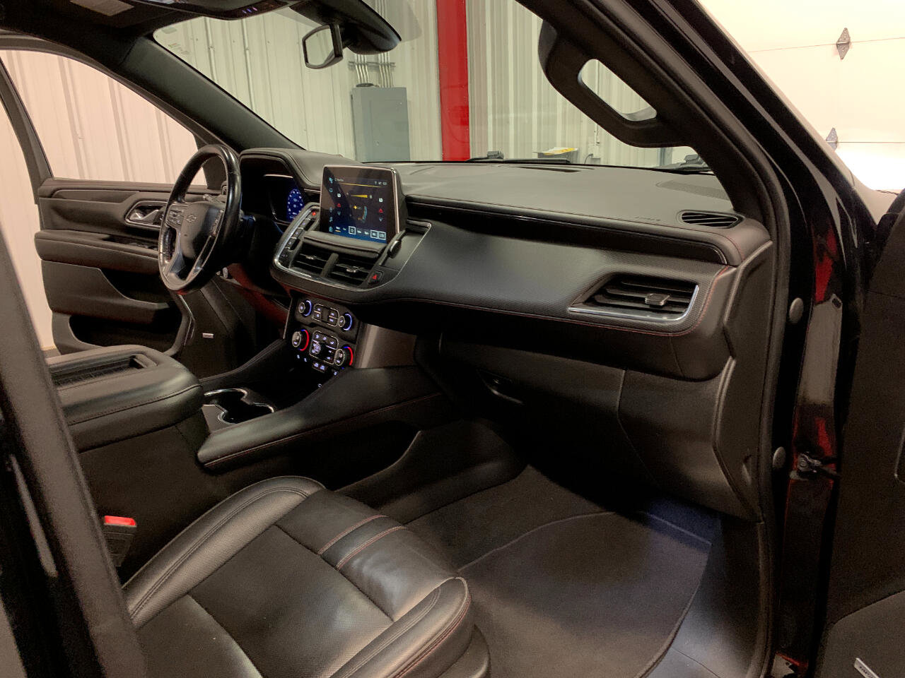 Used 2022 Chevrolet Tahoe RST w/ Luxury Package image 55