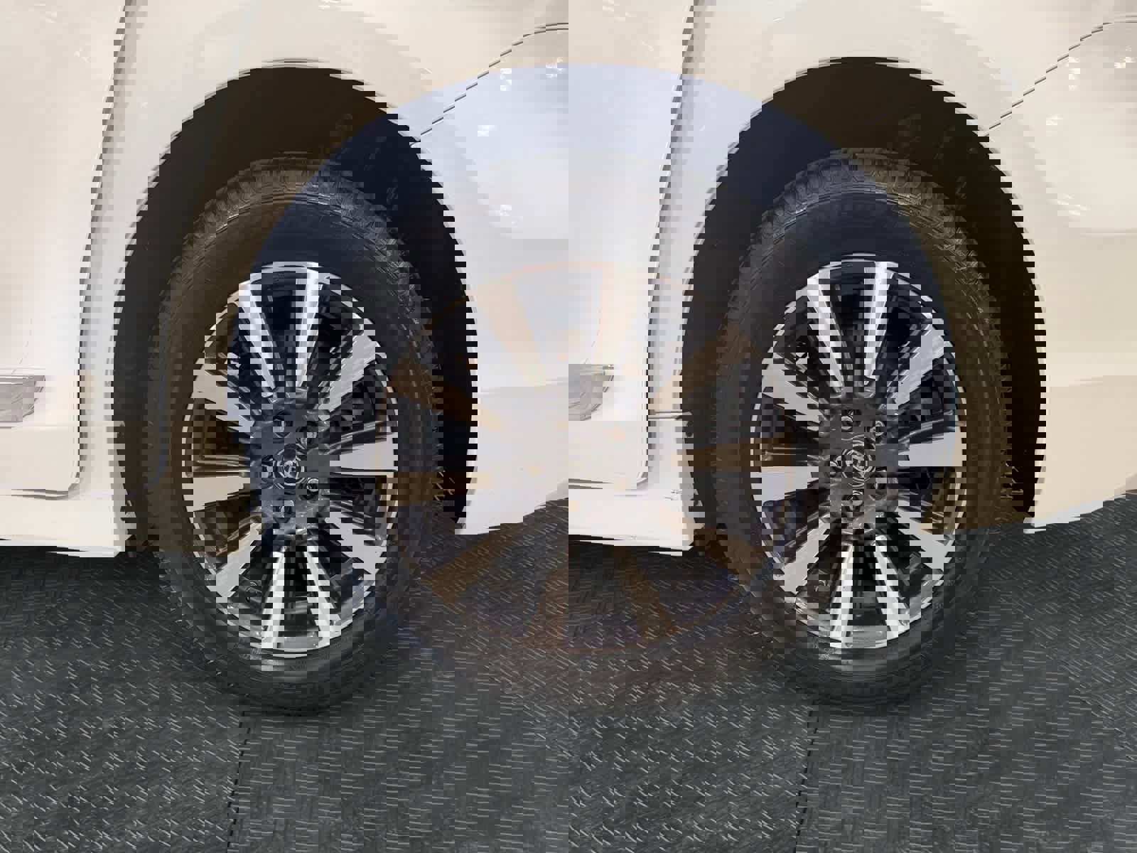 Used 2018 Toyota Sienna Limited Premium image 15