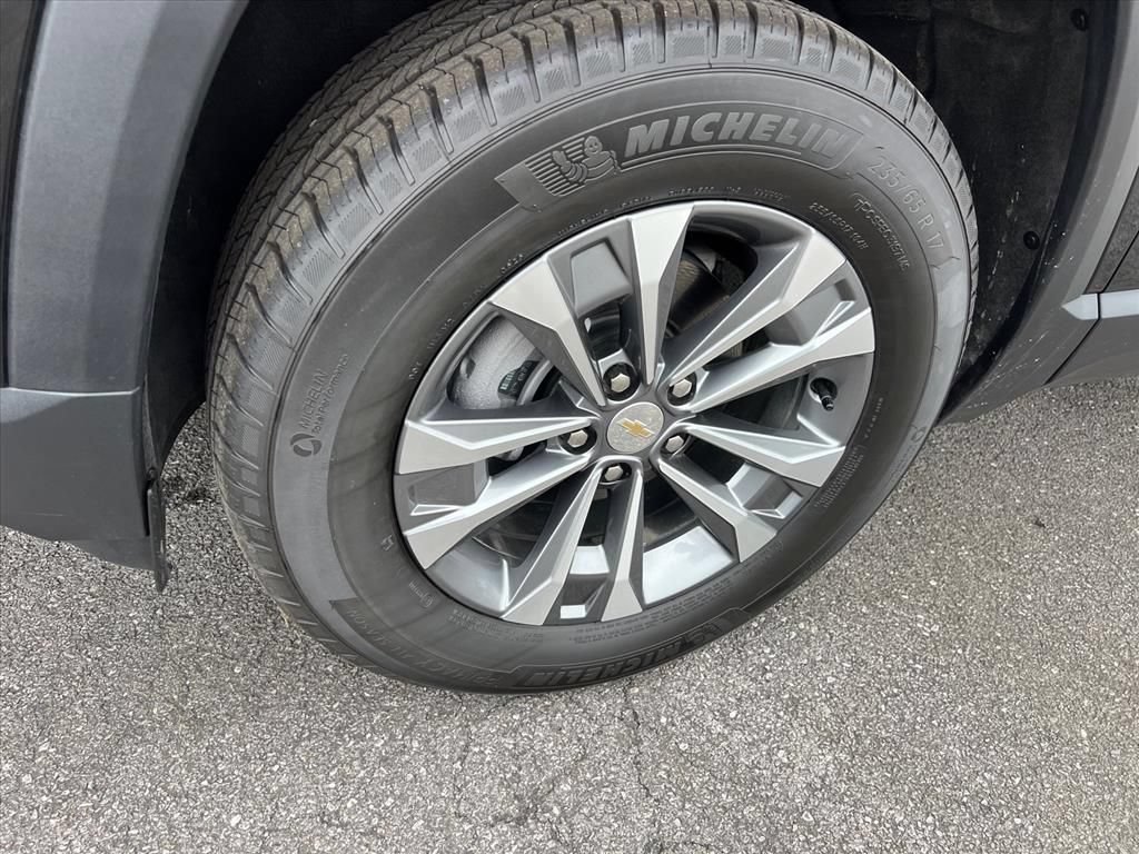 Used 2026 Chevrolet Equinox LT w/ Safety and Technology Package AWD/4WD image 10