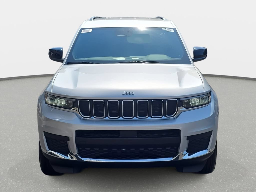 New 2026 Jeep Grand Cherokee L Laredo AWD/4WD image 2