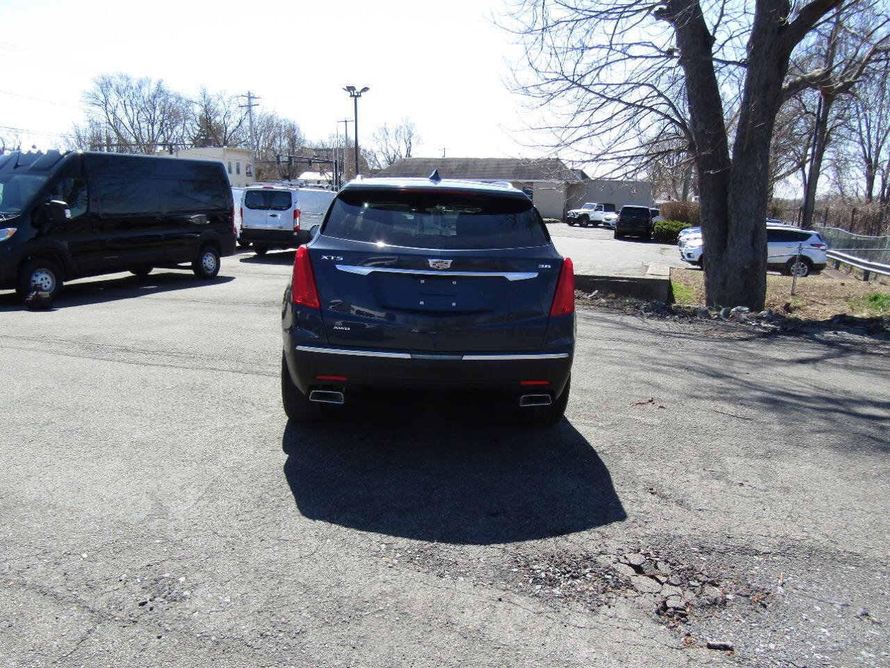 Used 2019 Cadillac XT5 AWD image 5