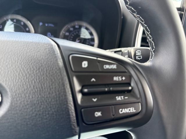 Used 2020 Hyundai Venue SEL w/ Convenience + Premium Package FWD image 26