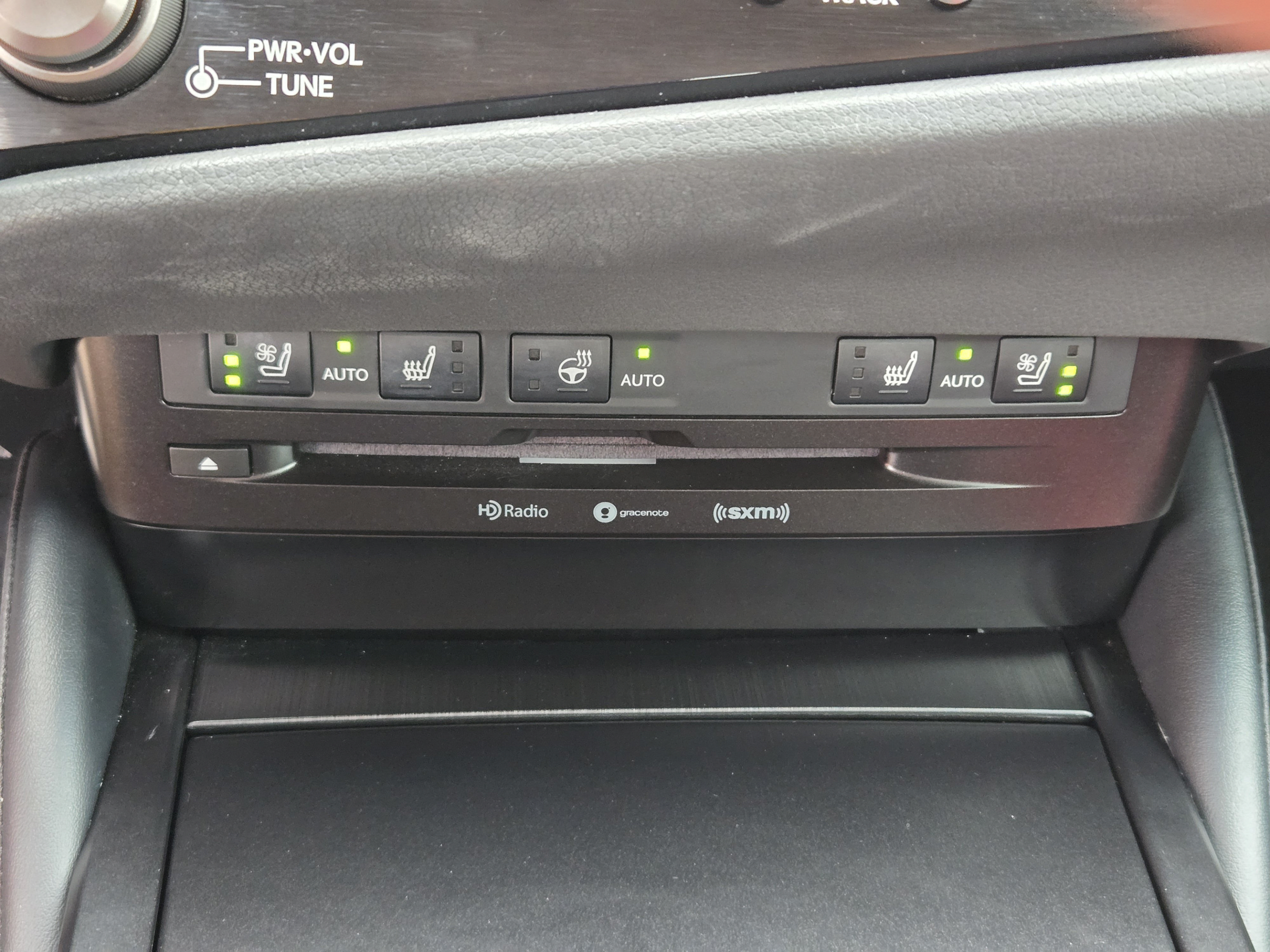Certified 2022 Lexus ES 350 F Sport w/ Accessory Package 2 FWD image 16