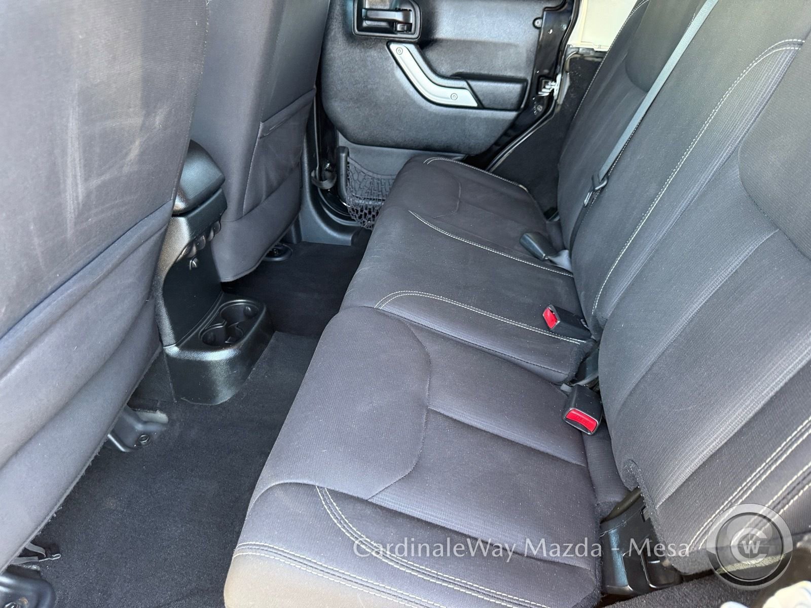 Used 2017 Jeep Wrangler Unlimited Sahara image 27