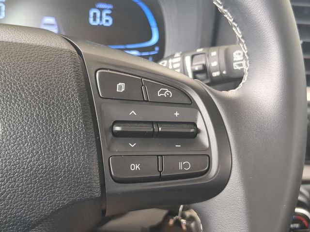 Certified 2023 Hyundai Venue SEL image 29