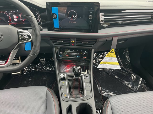New 2025 Volkswagen Jetta GLI Autobahn image 13