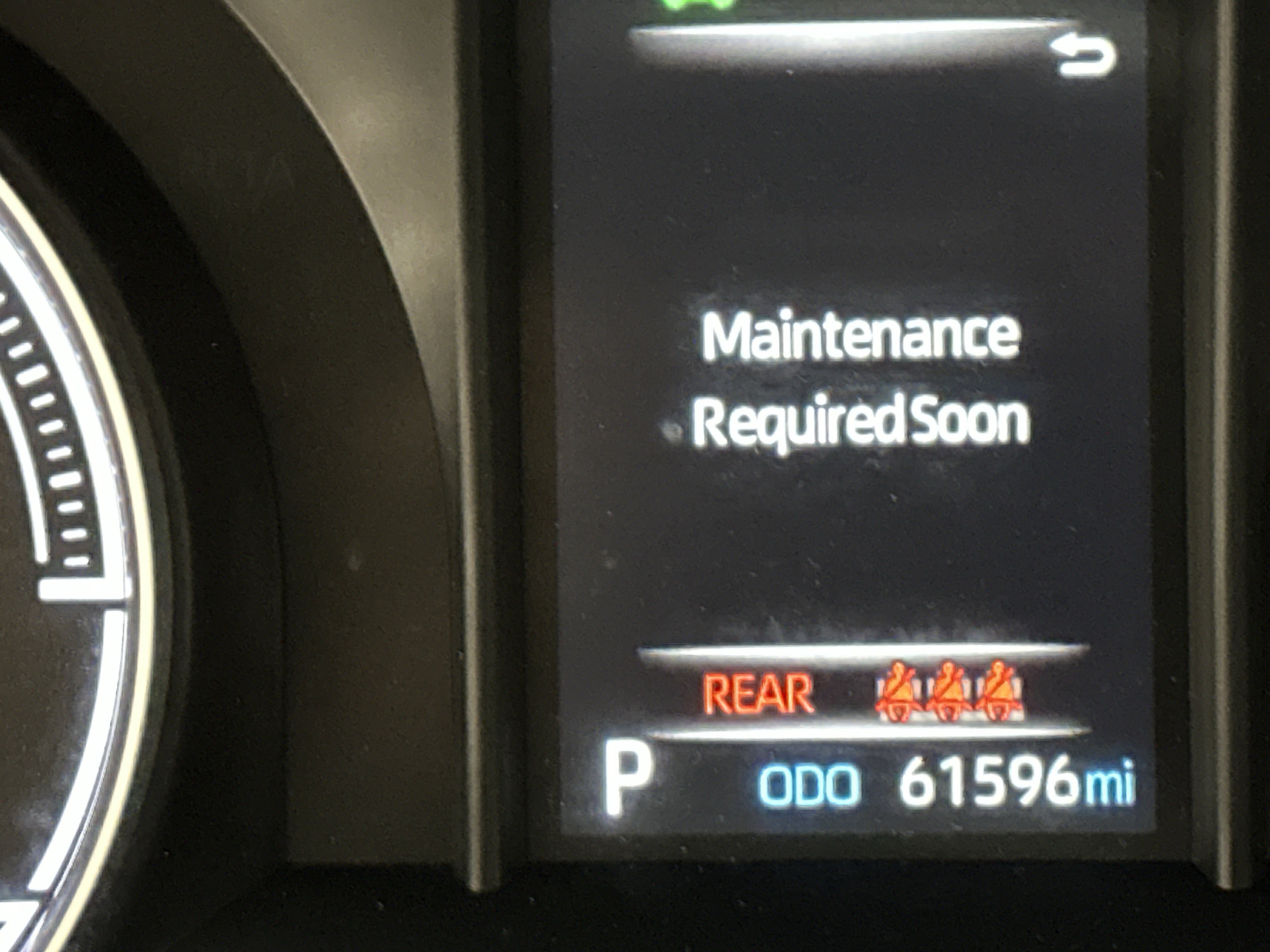 Used 2022 Toyota Venza LE image 25