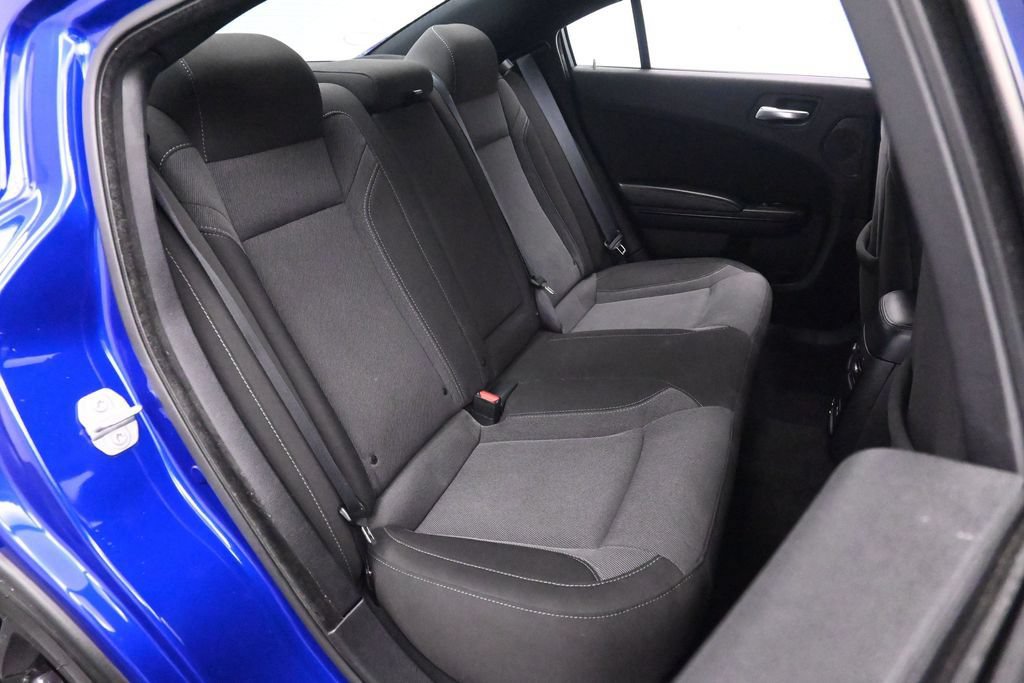 Used 2022 Dodge Charger SXT w/ Blacktop Package AWD/4WD image 17
