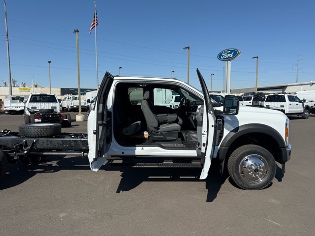 New 2026 Ford F550 4x4 Supercab Super Duty image 14