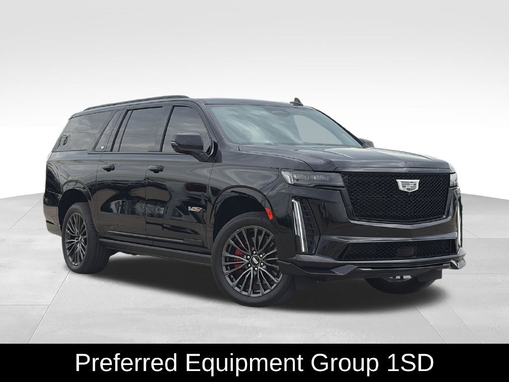 Used 2023 Cadillac Escalade ESV V AWD/4WD image 2