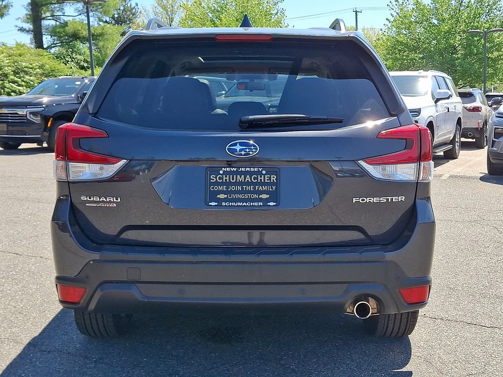 Used 2019 Subaru Forester Limited AWD/4WD image 5