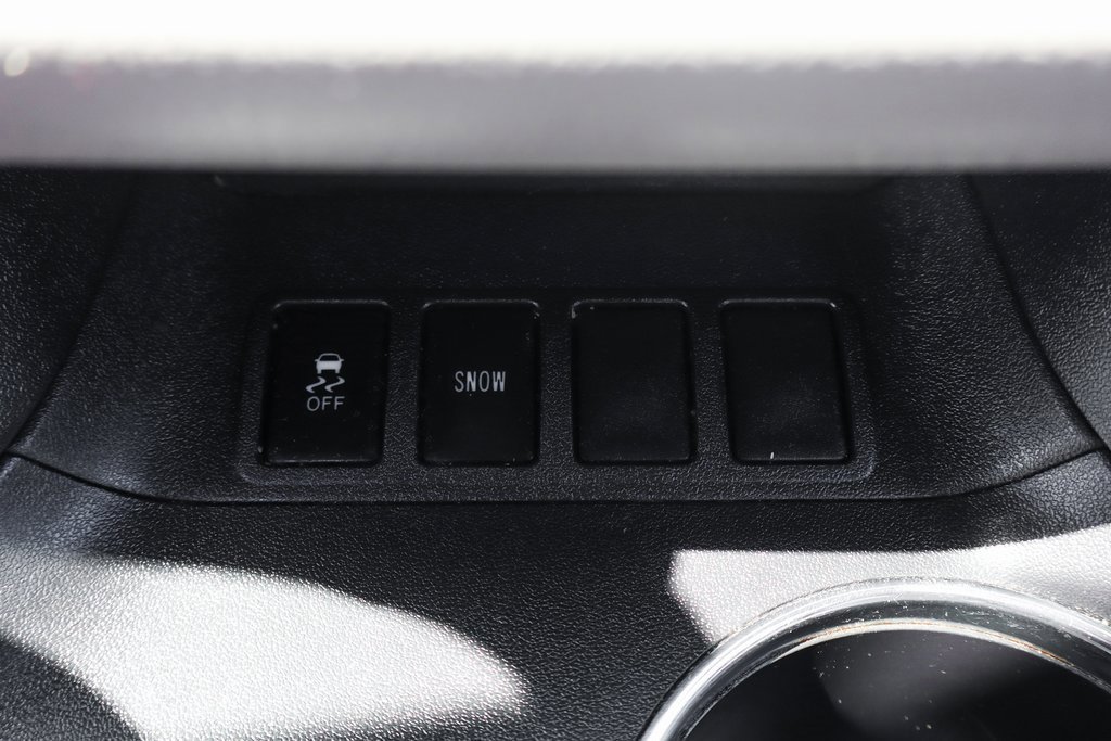 Used 2019 Toyota Highlander XLE image 32