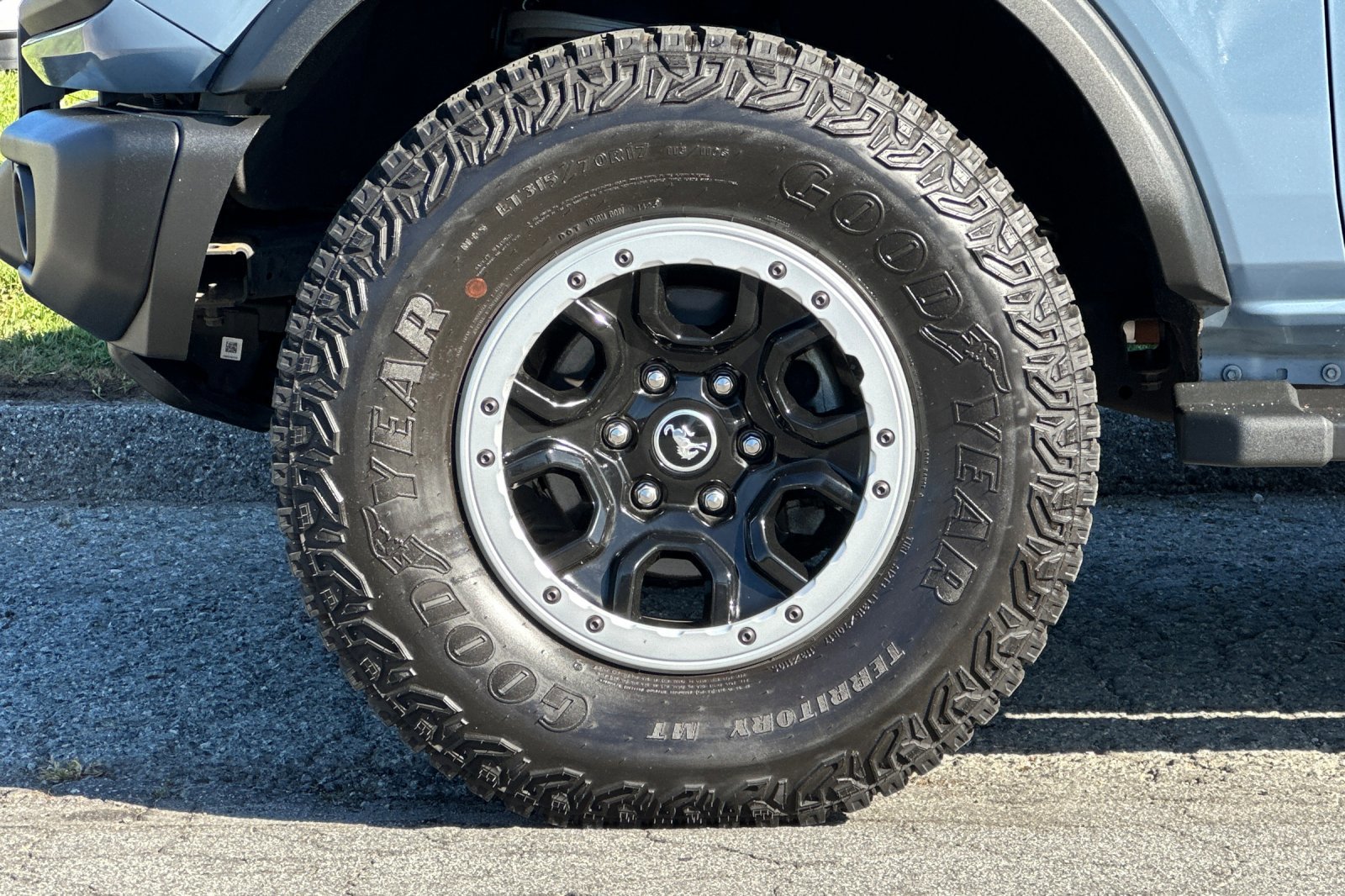 Used 2023 Ford Bronco Black Diamond w/ Sasquatch Package image 24