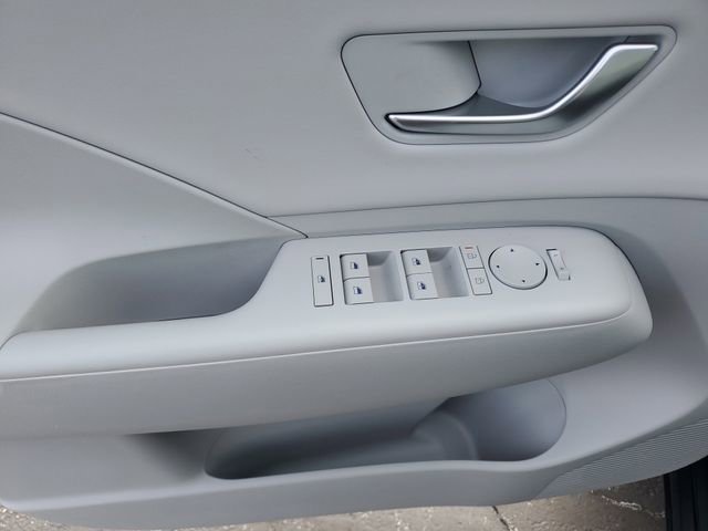 Used 2025 Hyundai Kona Limited image 19