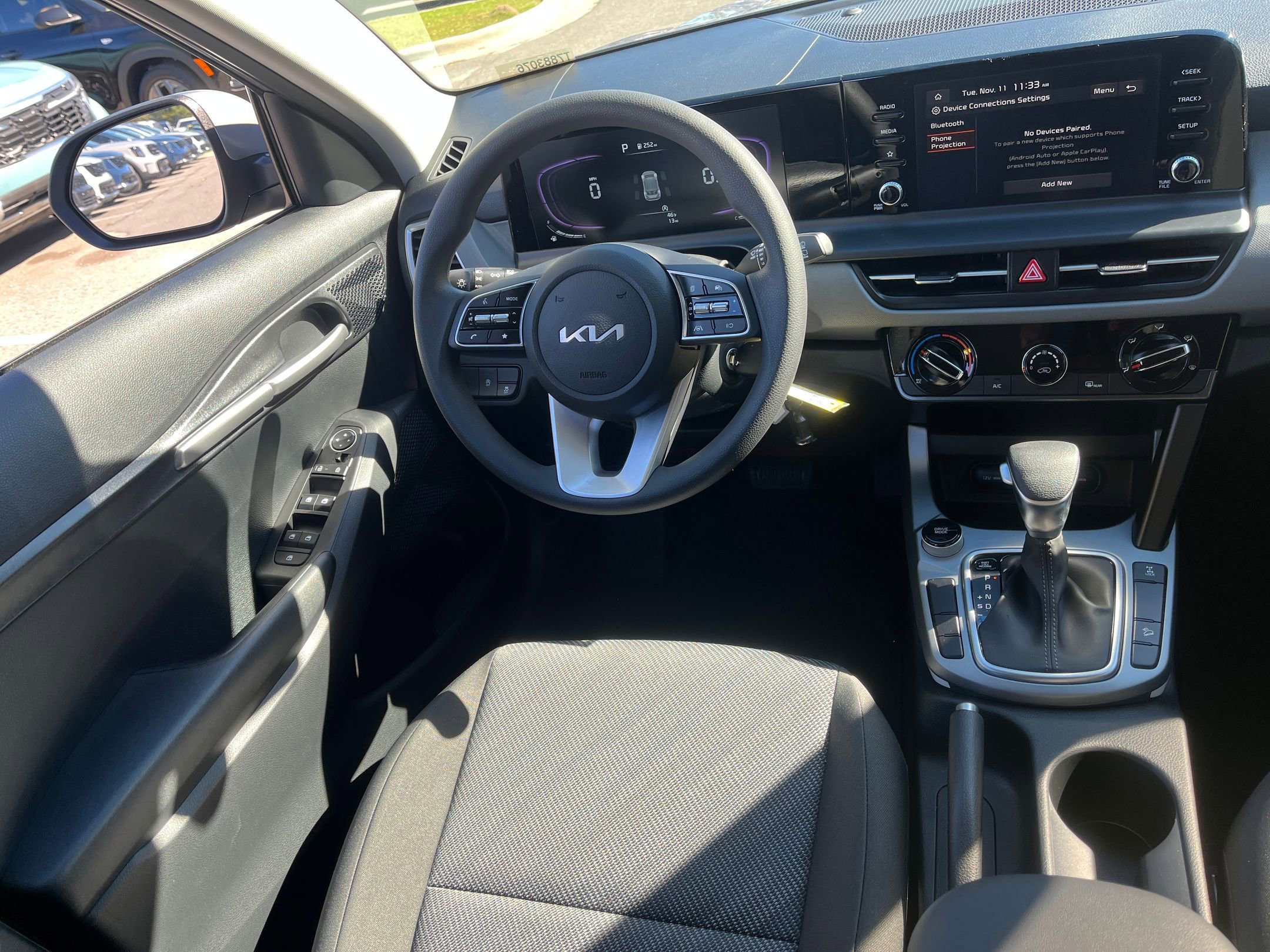 New 2026 Kia Seltos LX image 12