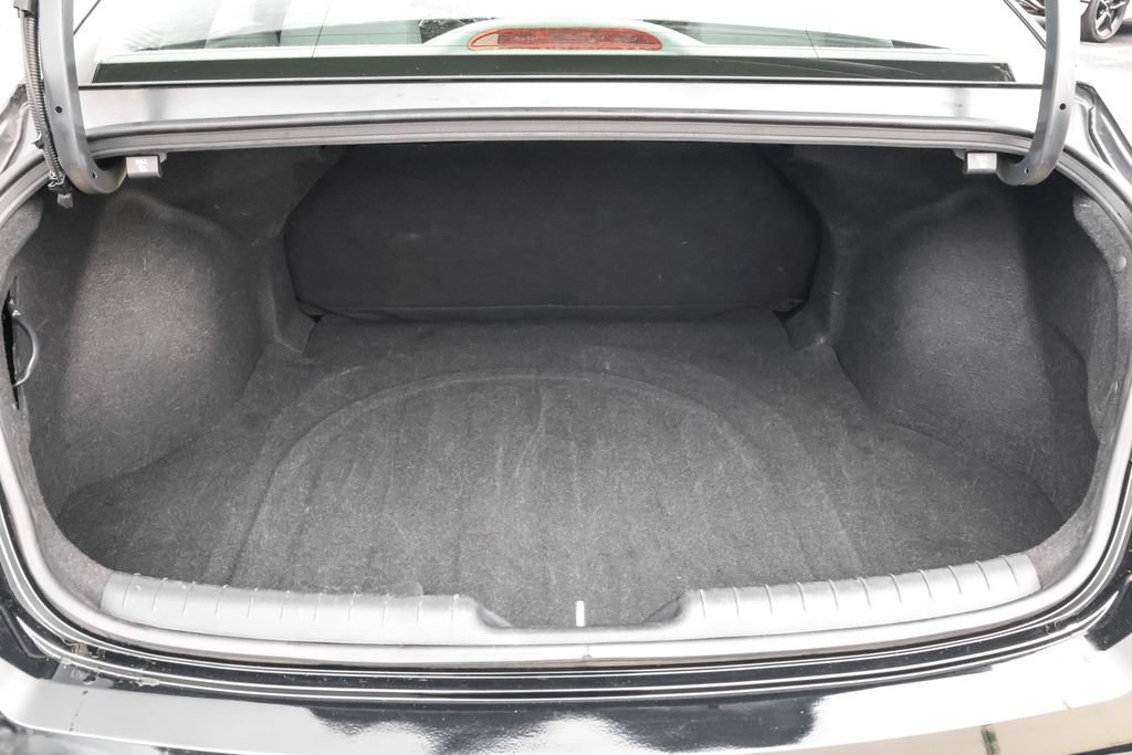 Used 2024 Hyundai Elantra SEL FWD image 29