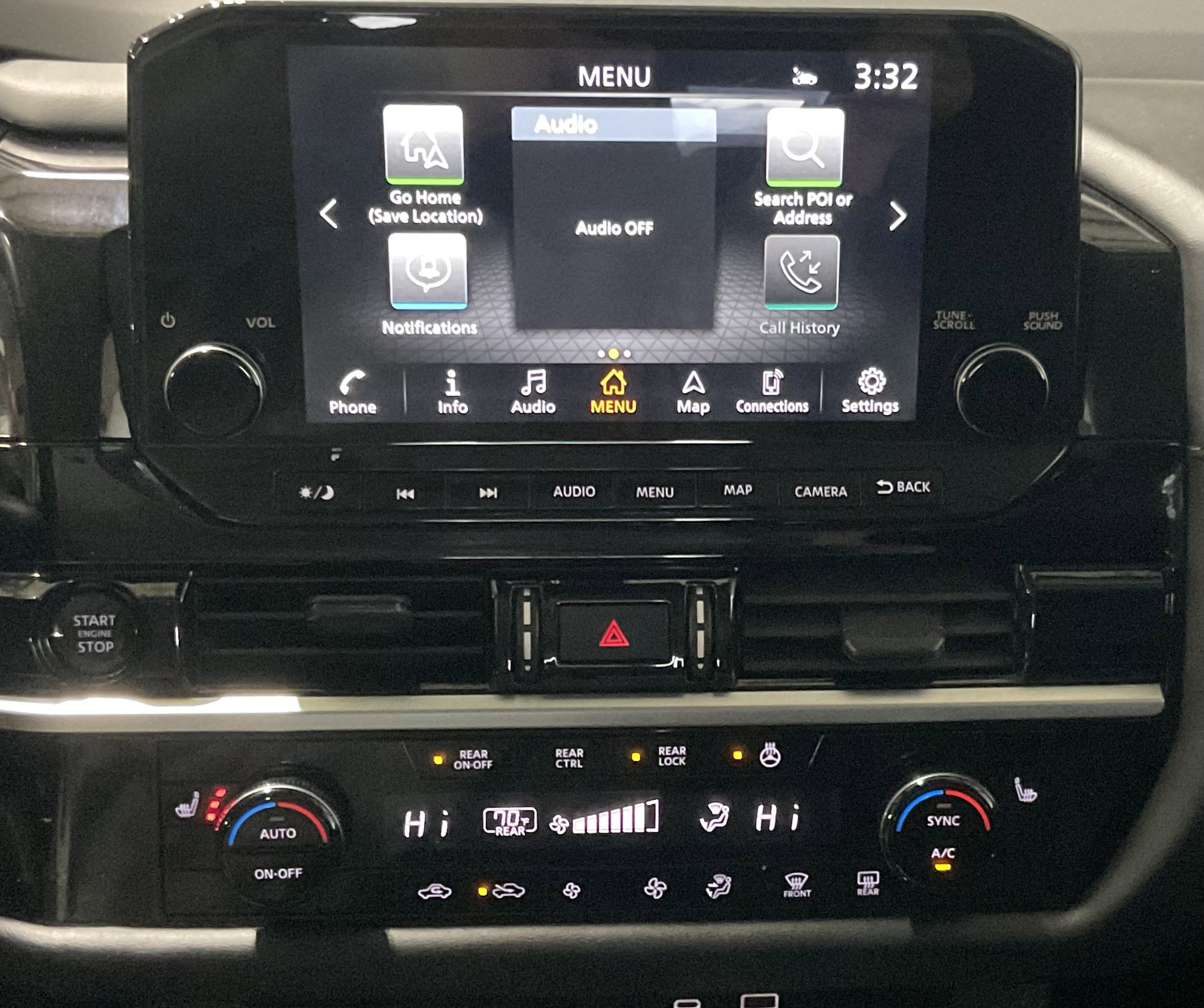 Used 2025 Nissan Pathfinder SL image 17