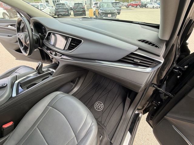Used 2019 Buick Enclave Essence AWD/4WD image 31