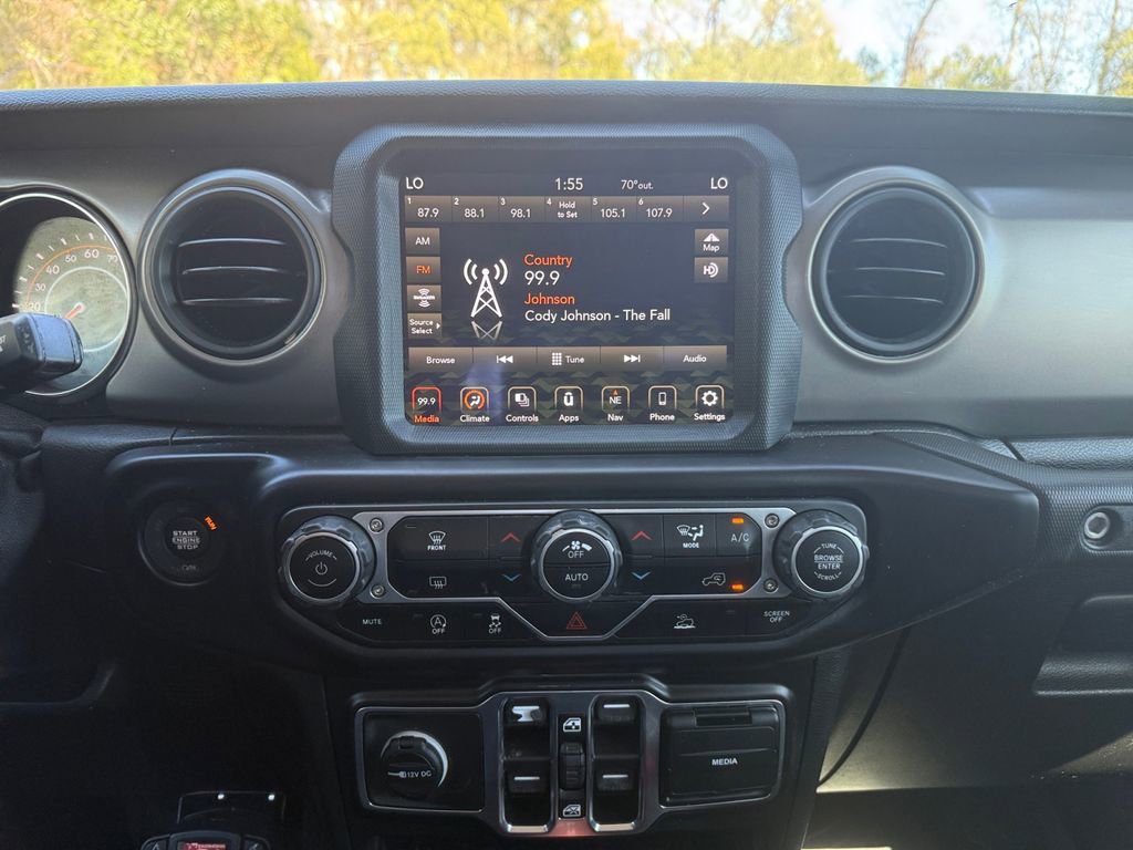 Used 2021 Jeep Gladiator Sport image 23