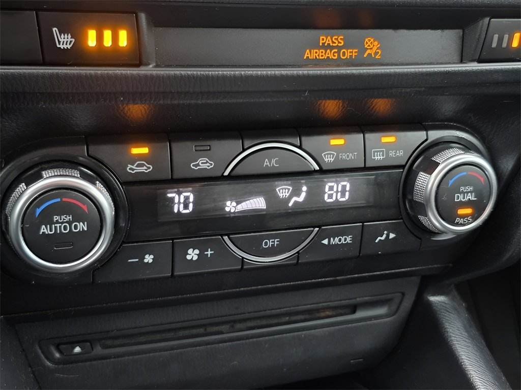 Used 2016 MAZDA MAZDA3 i Grand Touring image 32