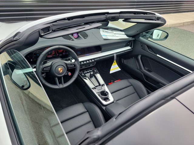 Used 2026 Porsche 911 Targa 4 GTS AWD/4WD image 27