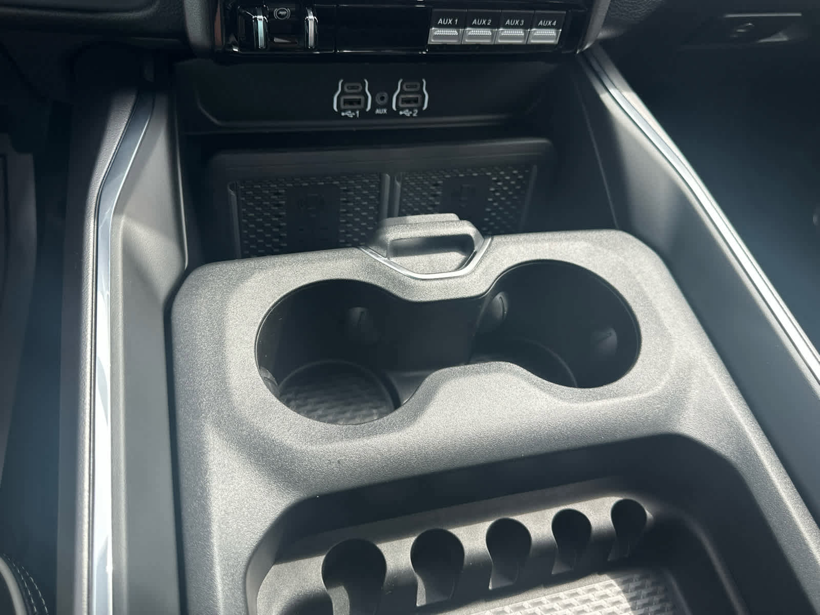 New 2026 RAM 3500 Laramie image 28