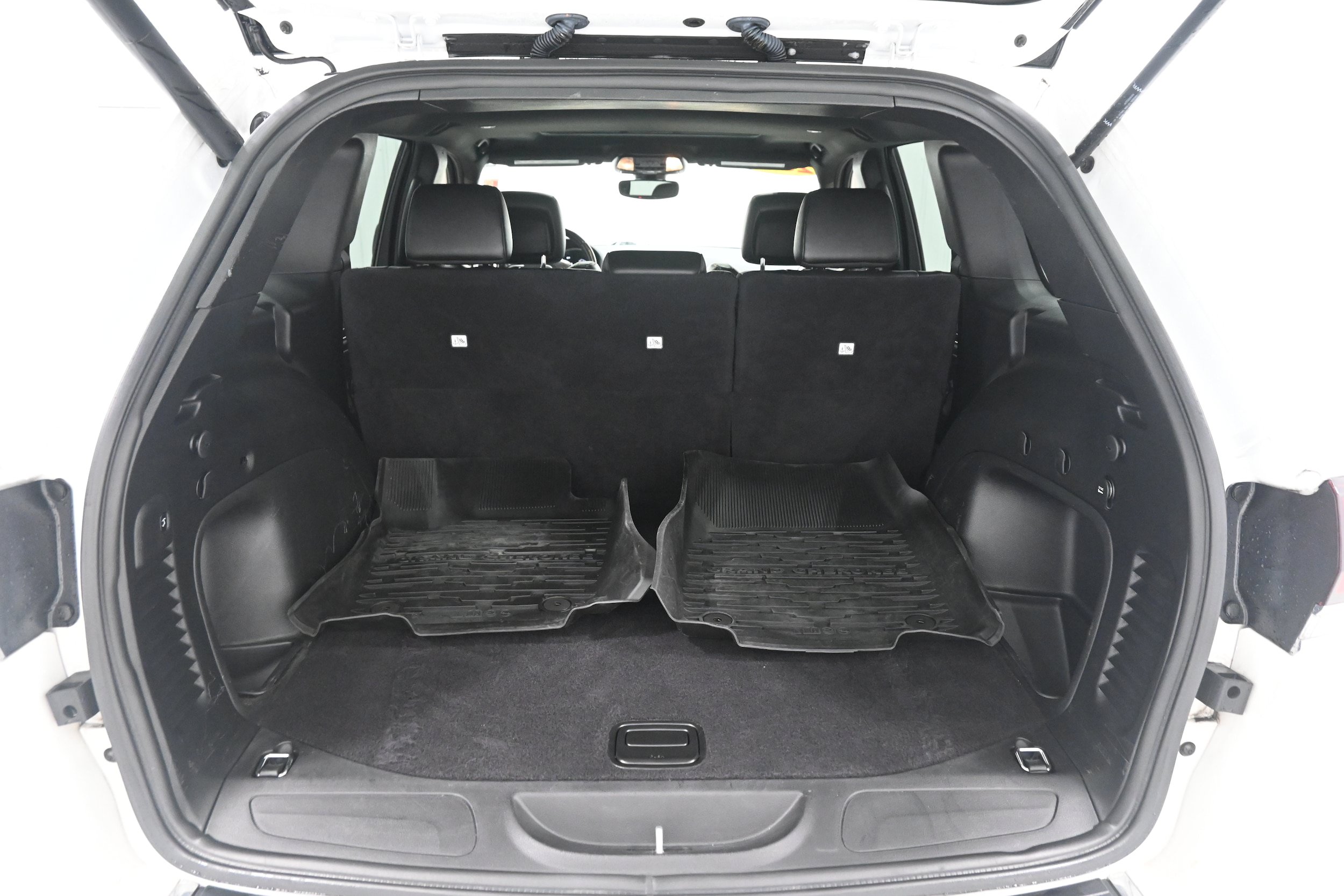 Used 2021 Jeep Grand Cherokee Limited AWD/4WD image 35