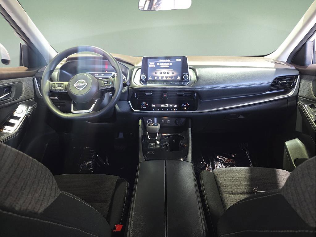 Used 2022 Nissan Rogue SV FWD image 15