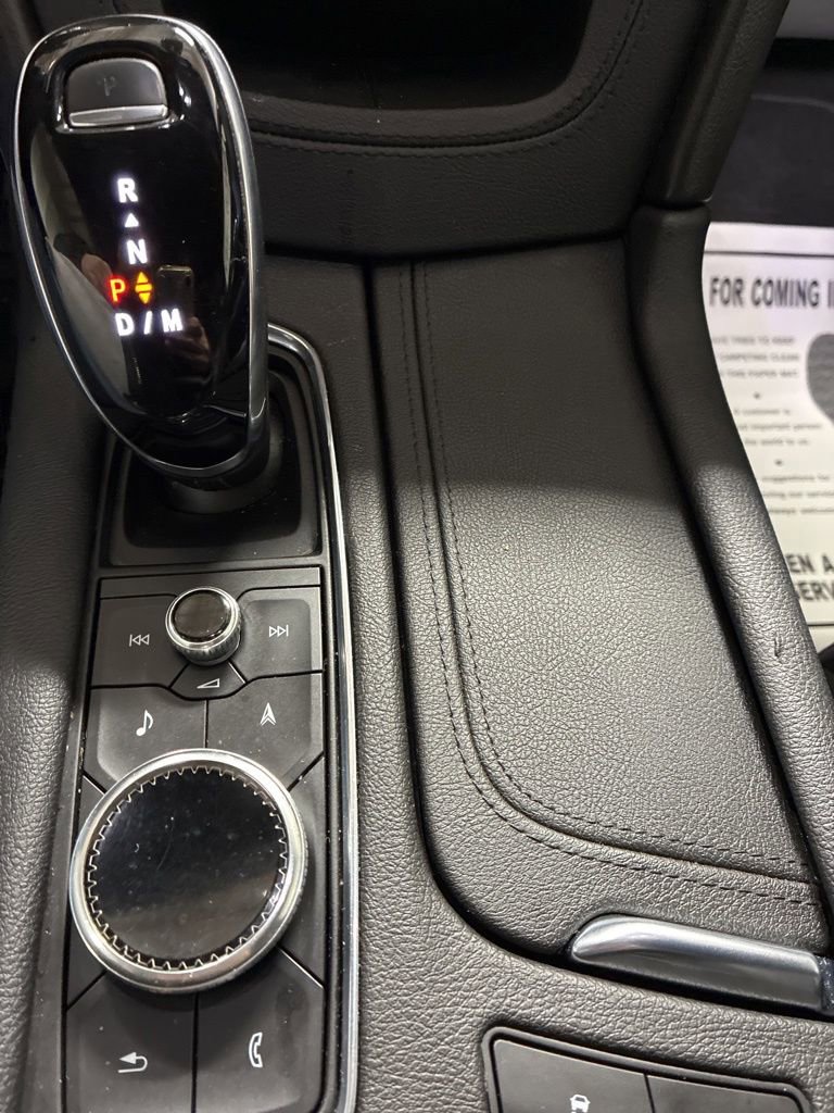 Used 2021 Cadillac XT5 Premium Luxury image 14