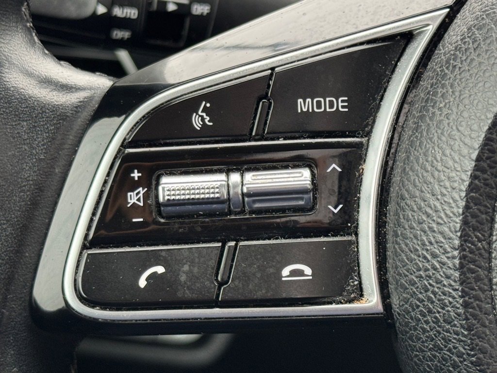 Used 2021 Kia Seltos EX image 17