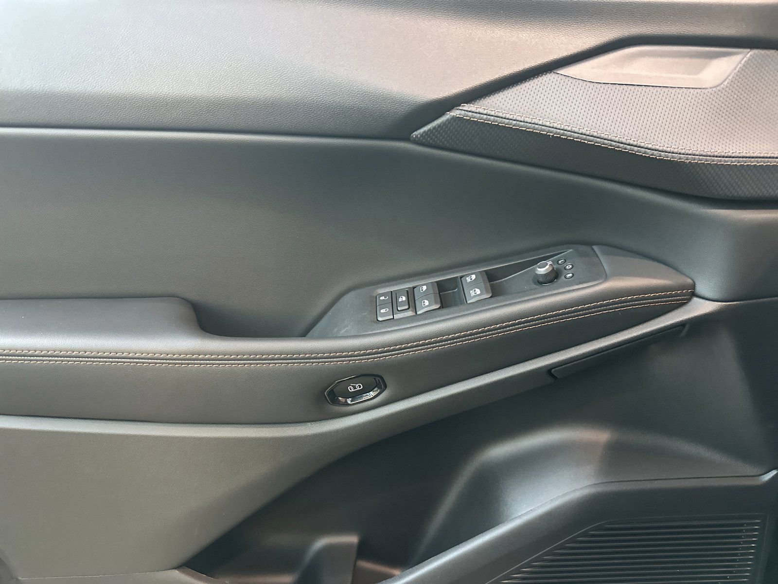 New 2026 Jeep Cherokee Limited image 7