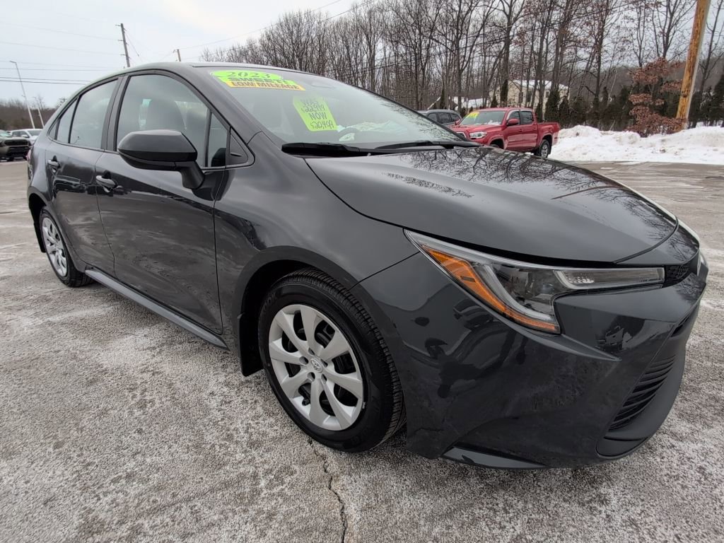 Certified 2023 Toyota Corolla LE image 9