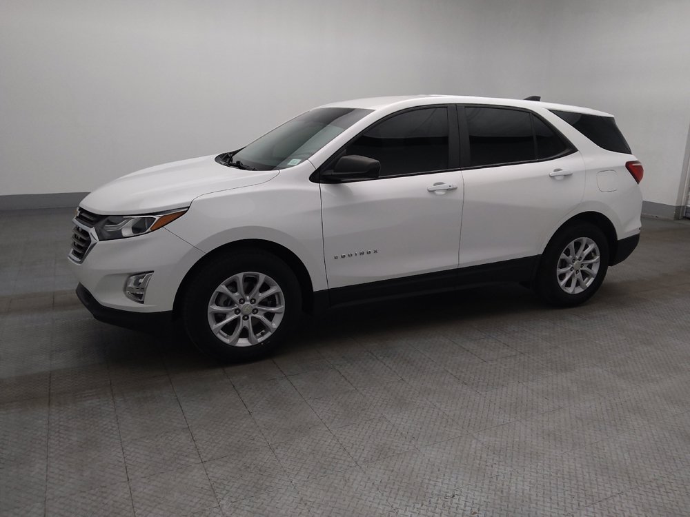 Used 2021 Chevrolet Equinox LS FWD image 2