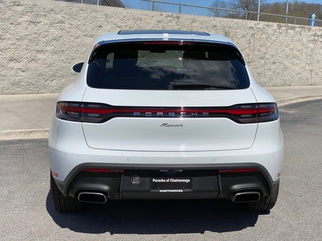 Certified 2025 Porsche Macan image 6