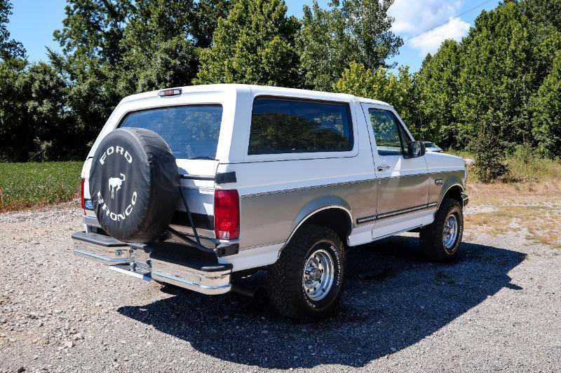 Used 1995 Ford Bronco XLT AWD/4WD image 6