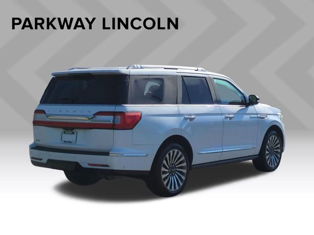 Used 2018 Lincoln Navigator Reserve w/ Technology Package AWD/4WD image 5