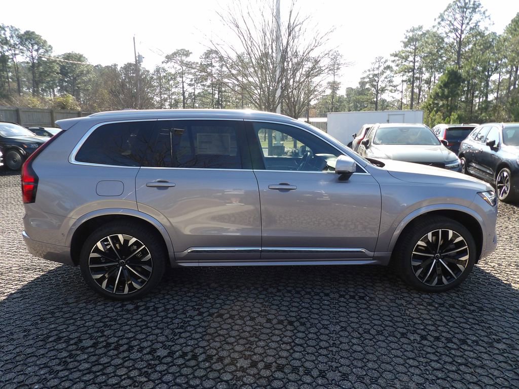 New 2026 Volvo XC90 T8 Plus w/ Protection Package Premier AWD/4WD image 4