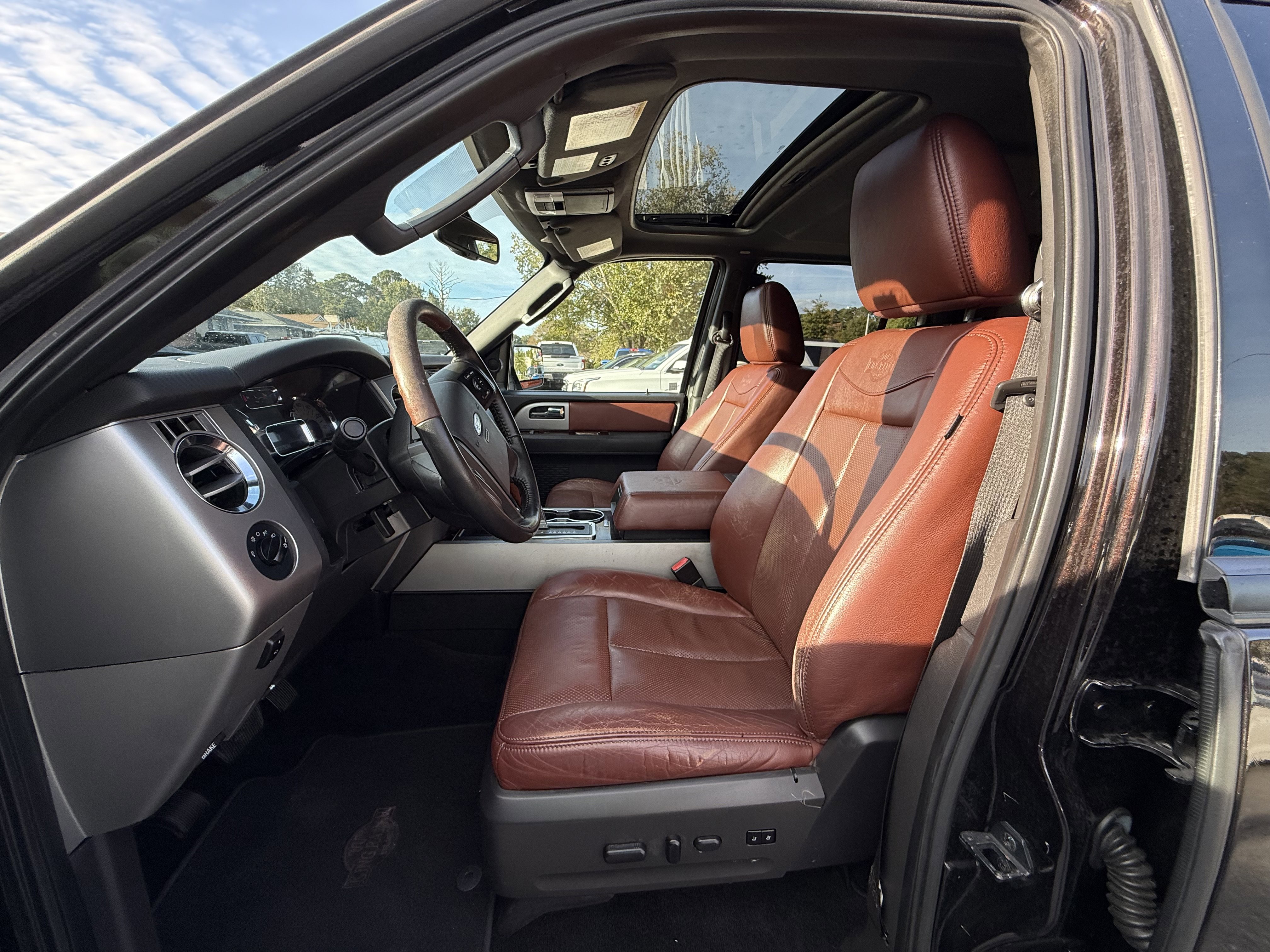 Used 2013 Ford Expedition EL King Ranch image 13