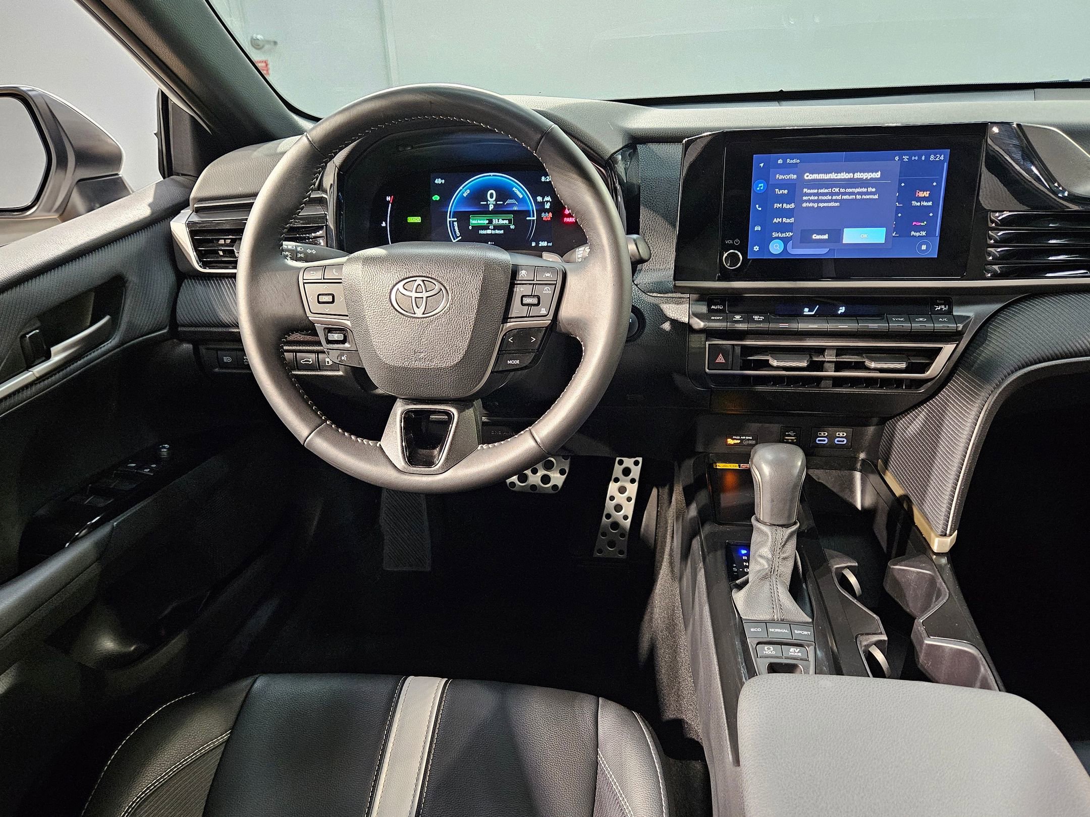 Certified 2025 Toyota Camry SE image 9