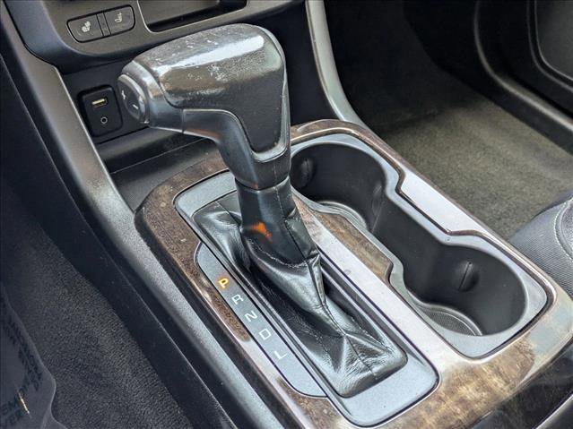 Used 2018 GMC Canyon SLT w/ Driver Alert Package image 12