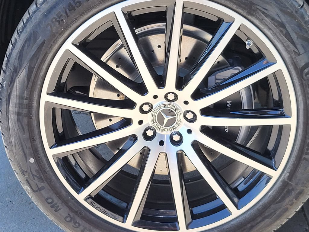 Used 2025 Mercedes-Benz GLS 450 4MATIC image 8